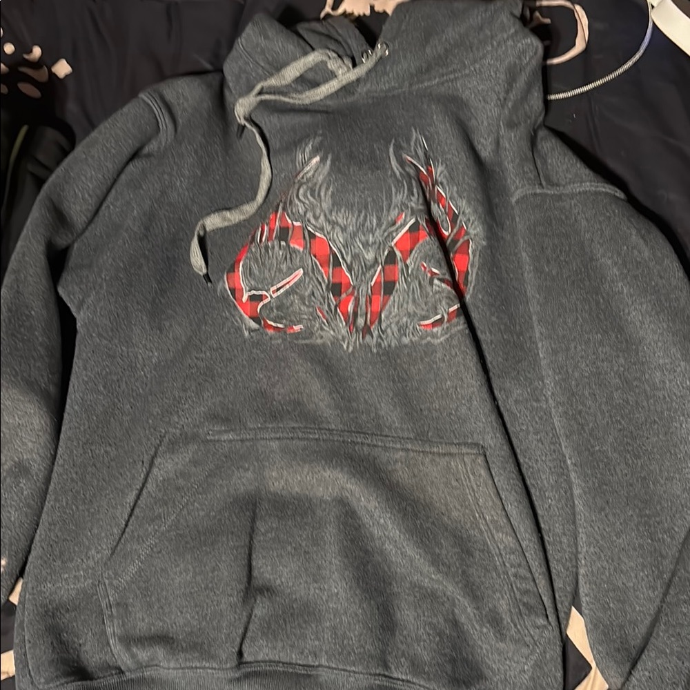 Realtree Gray and Red Sweatshirt Hoodie
